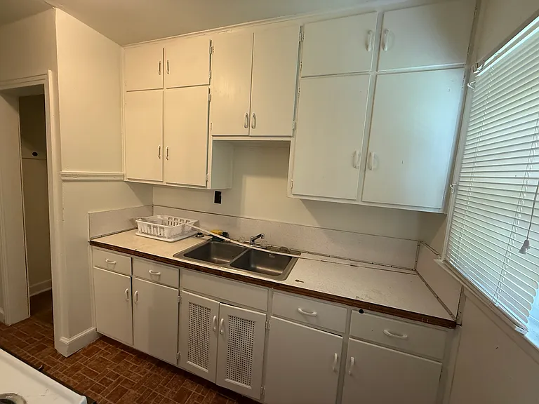 2804 Miller Ave — Photo 8