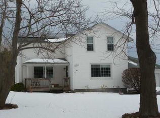 1540 Schlegel Rd, Webster, NY 14580