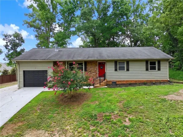 4206 High St, Sugar Hill, GA 30518