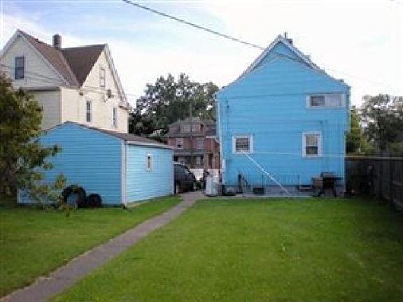 4th image of 1757 E 29th St