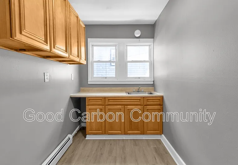 328 Elmwood Ave #2 — Photo 8