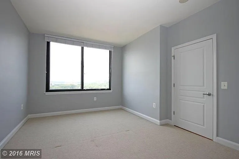 2451 Midtown Ave #16 — Photo 16