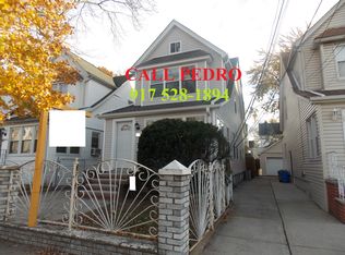 19140 113th Rd, Saint Albans, NY 11412