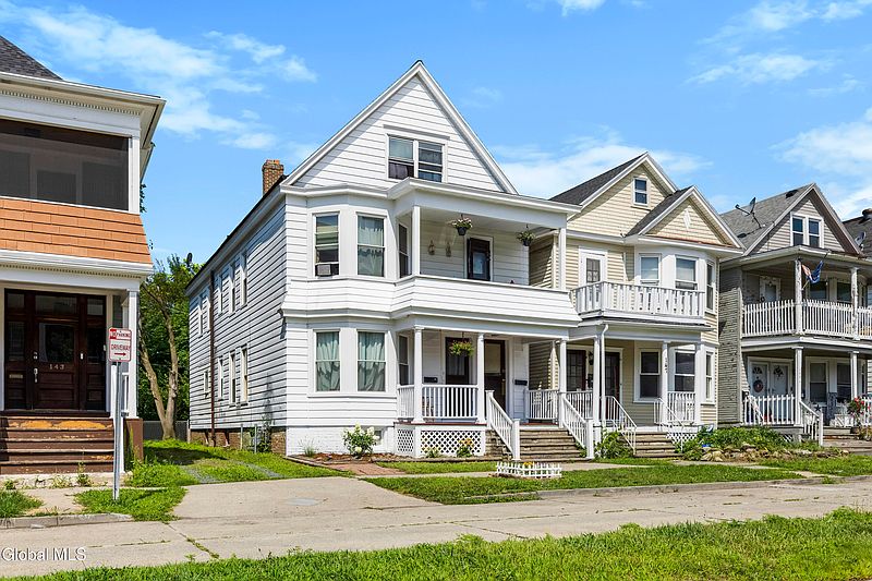 4th image of 145 7th Avenue
