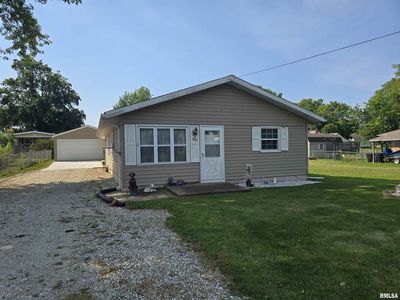 40 E Beech St, Canton, IL, 61520