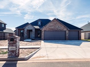 2704 Cloud Nine Cir, Weatherford, OK 73096