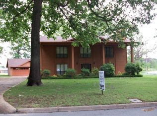 8 Regency Ln, Pine Bluff, AR 71603