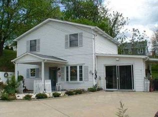 526 Moore Ave, Canonsburg, PA 15317