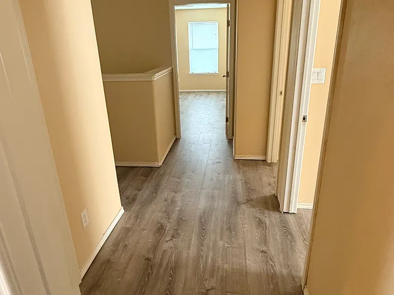 4405 Thunderbird Ave — Photo 92