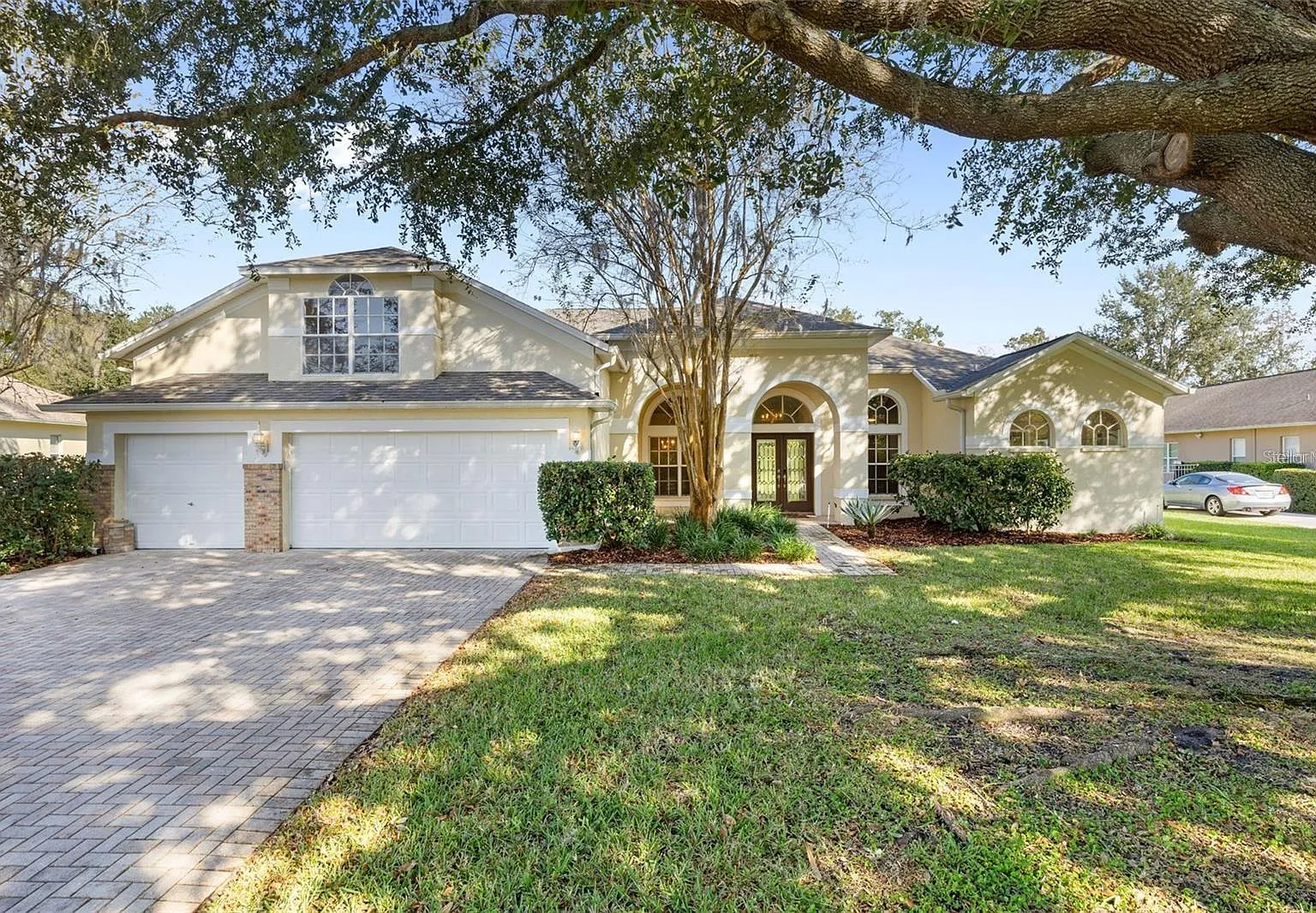 5 bed, 3.0 bath, 3512 sqft, $4,000 — Photo 1