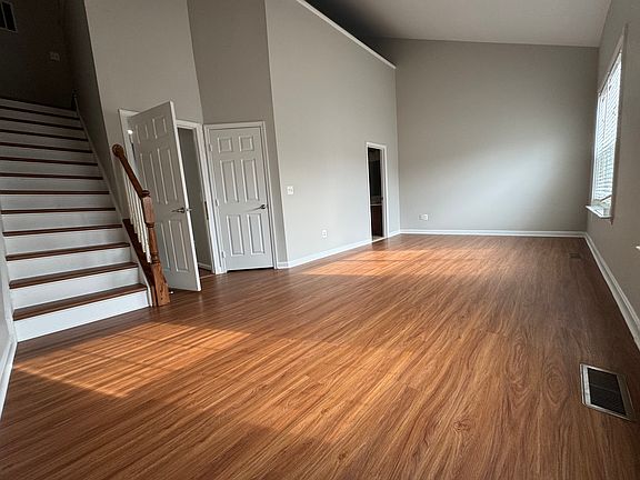 4th image of 43110 Candlewick Sq #Townhouse