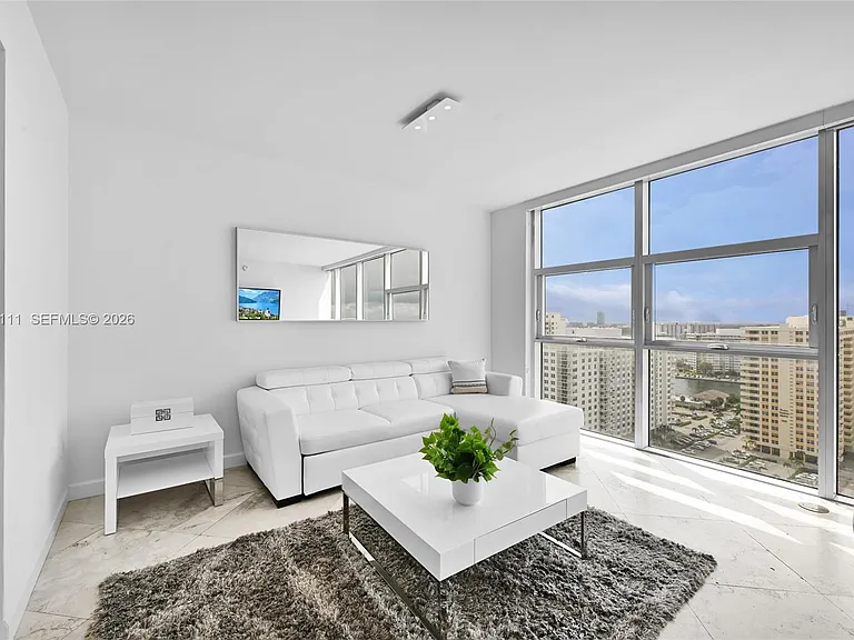1830 S Ocean Dr #1907 — Photo 4