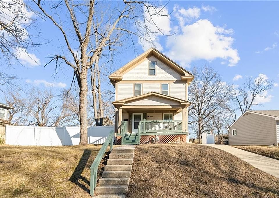 1st image of 5829 Virginia Ave