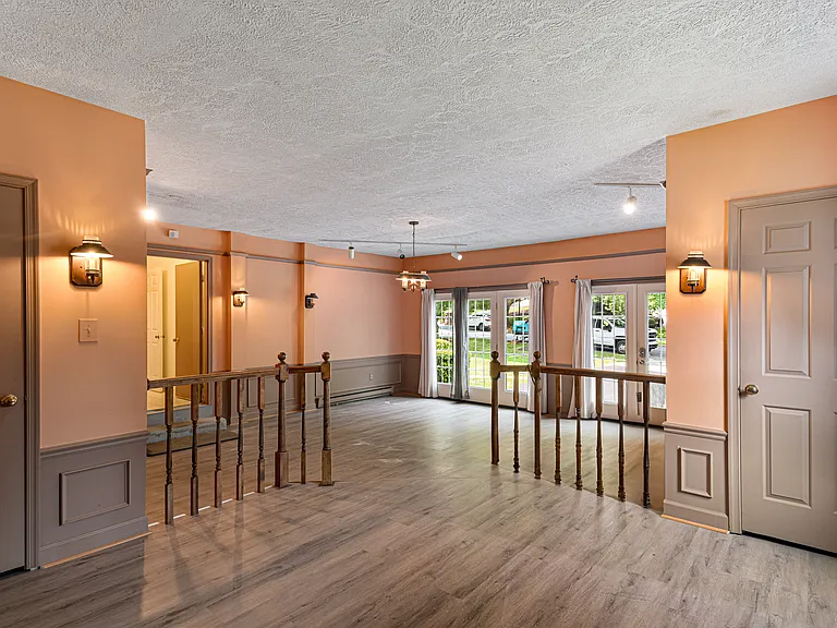 7416 Royal Dominion Dr — Photo 59