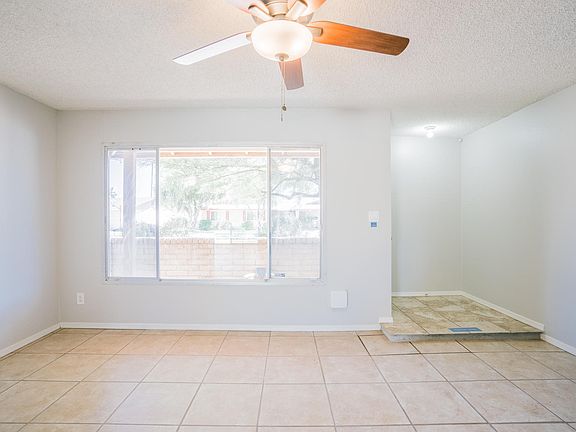 4th image of 3038 W Palmaire Ave