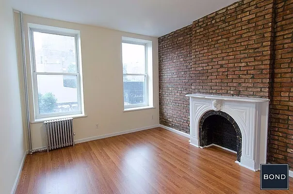 Rented by Bond New York | media 27