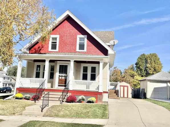 1200 Ruth STREET, Watertown, WI 53094