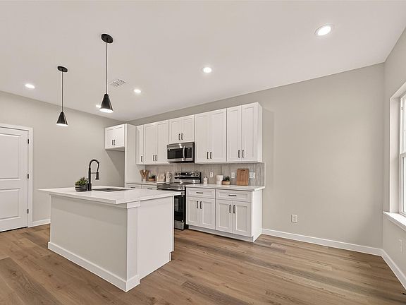 5th image of 5408 Fairchild St Street