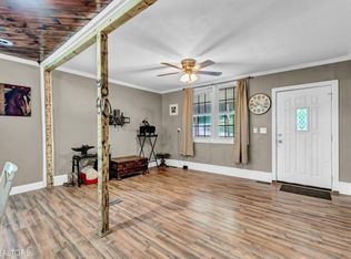 163 Ridge Rd, Sharps Chapel, TN 37866