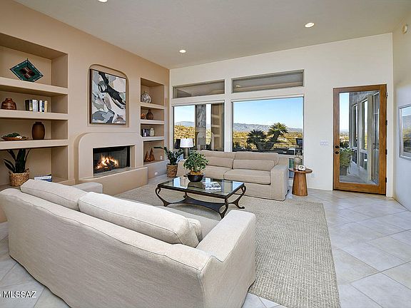 4th image of 6100 N Paseo Valdear