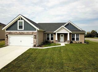 1428 N Niehaus Trl, Huntingburg, IN 47542