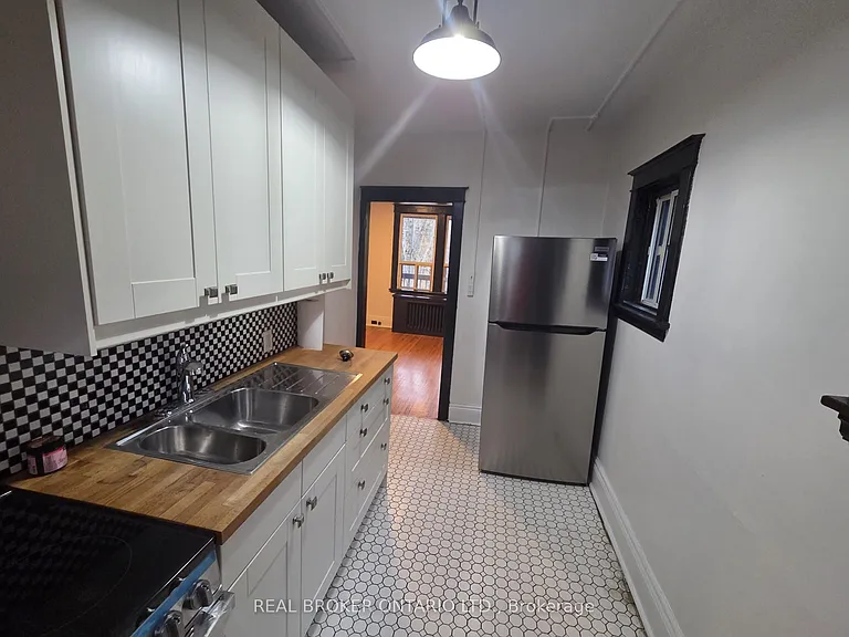 4 Hyde Park Ave #10 — Photo 7