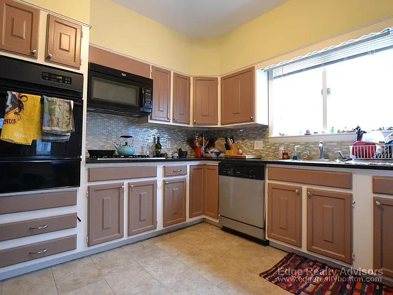 68 Etna St #2 — Photo 5