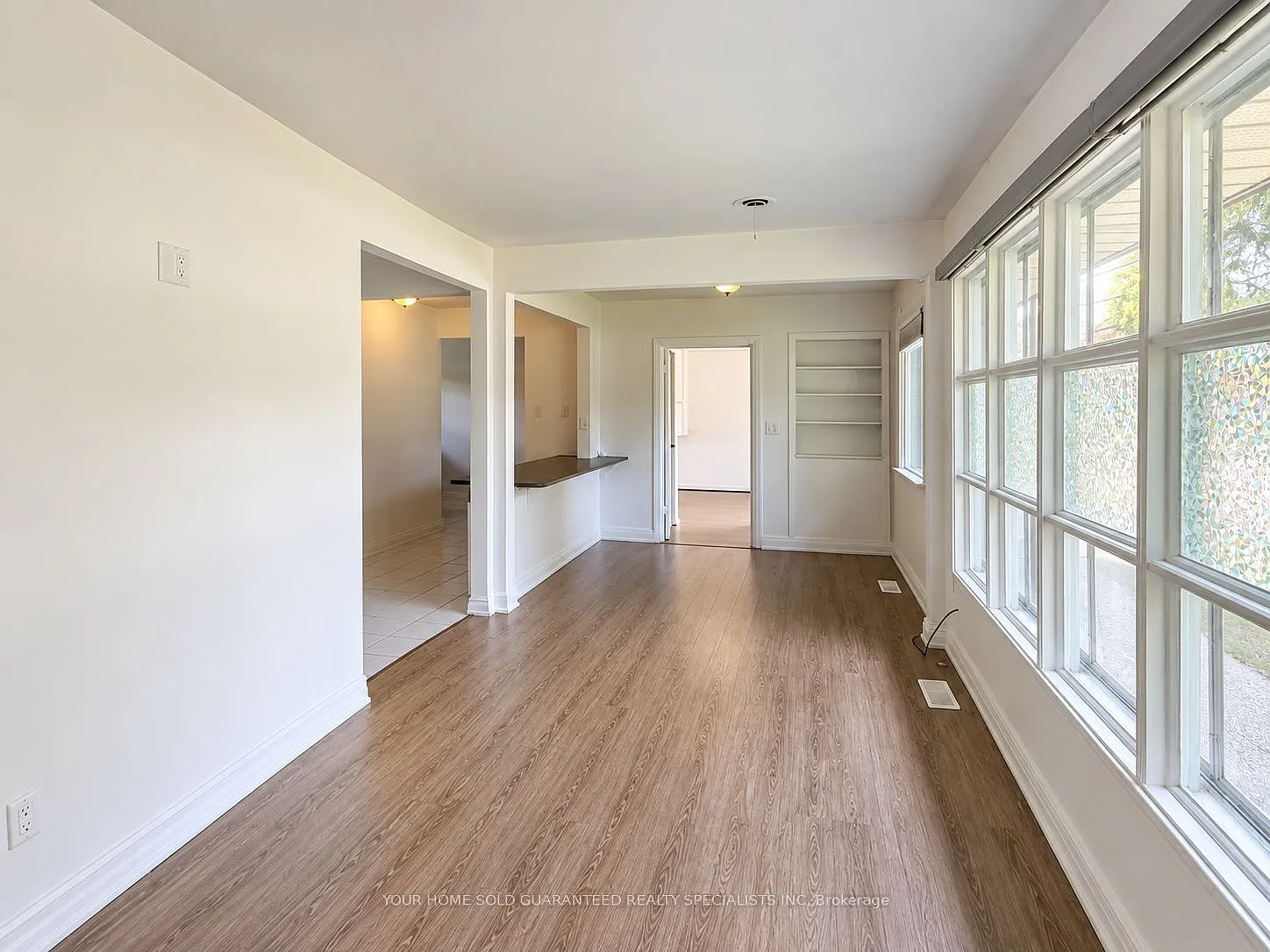 3 bed, $2,395 — Photo 4