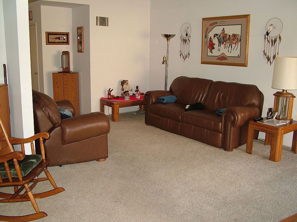 Large Living Rm.