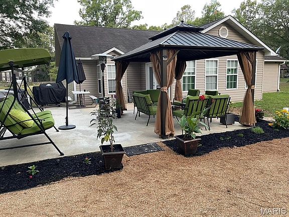 3rd image of 296 Ripley Rte #142E-14