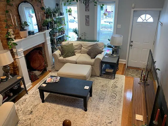 1709 Clarkson St — Photo 3