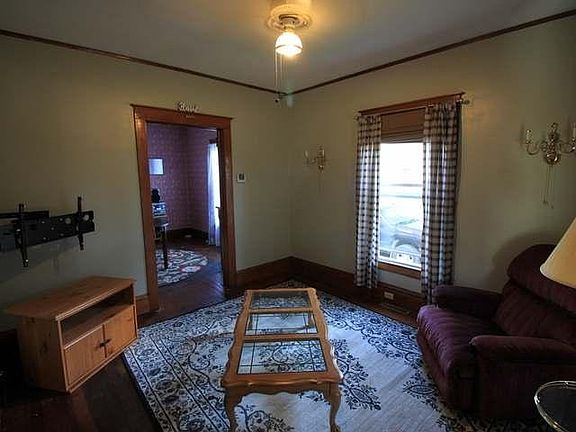 2nd image of 114 Pioneer St #5