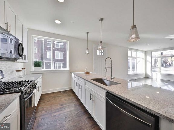 3rd image of 1125 N American St #3