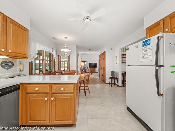 5th image of 8977 Lake Lynn Dr