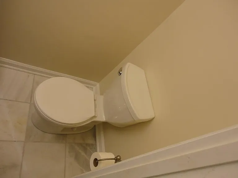 43 Hollybrooke Dr — Photo 2