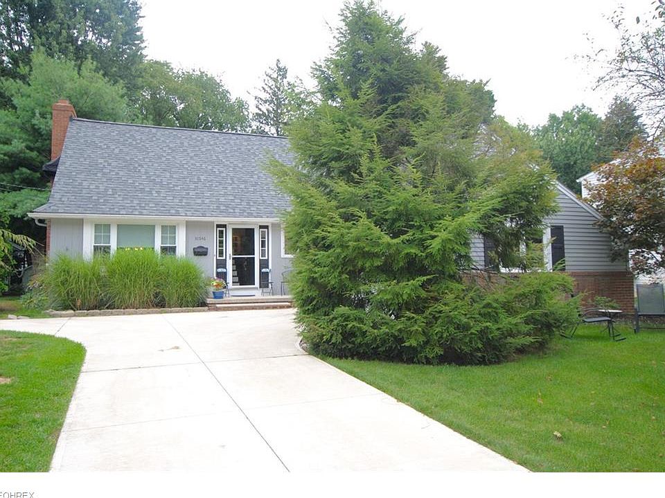 1st image of 30546 Manhasset Dr