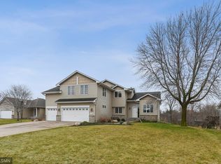 1306 16th Ave SE, Forest Lake, MN 55025