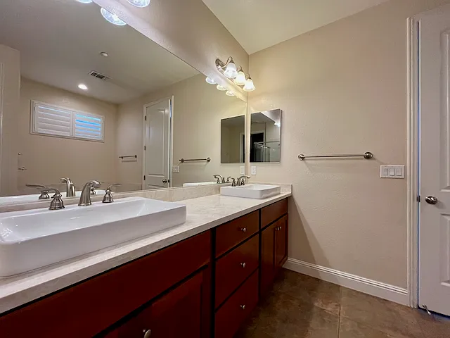 381 Havasu Ct — Photo 15
