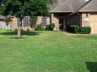 5708 Timberton Dr, Bryan, TX 77802