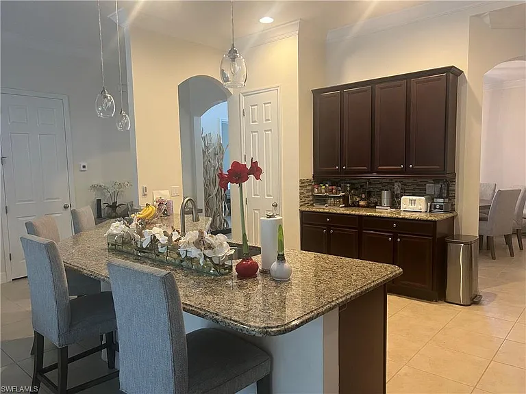 6853 Il Regalo Cir — Photo 22
