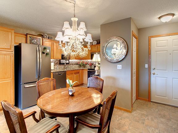 2nd image of 15400 Chippendale Ave #301