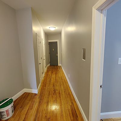 4th image of 2662 Ocean Ave APT B8