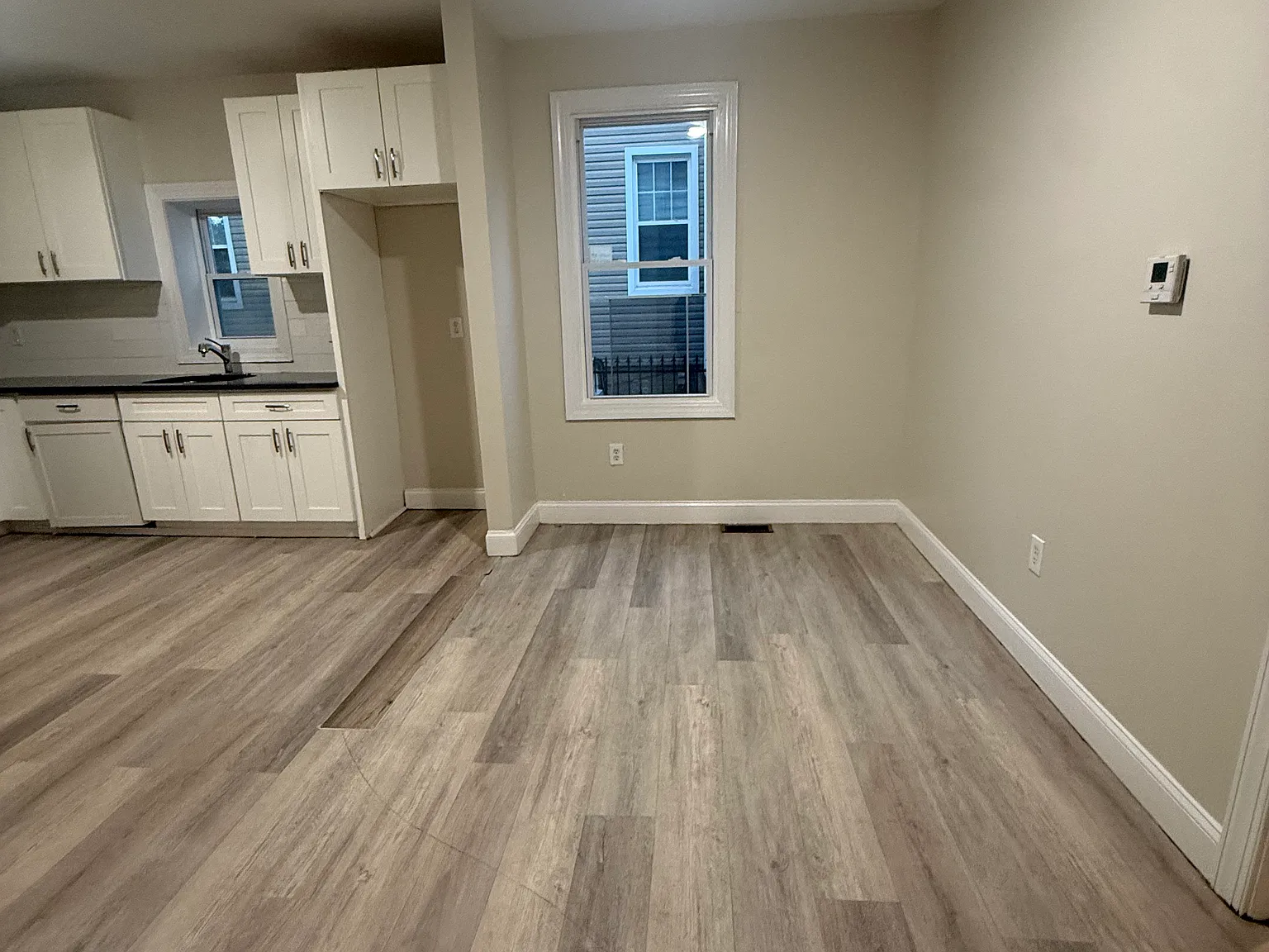 4 bed, $2,450 — Photo 4