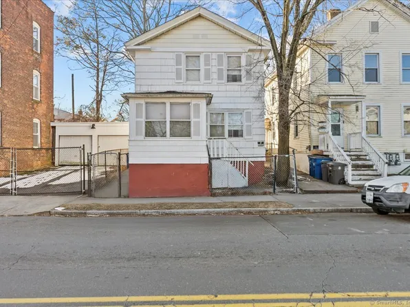 348 Blatchley Avenue, New Haven, CT 06513