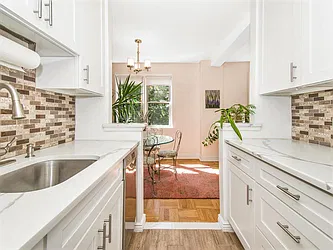 Sold by Robert E. Hill 