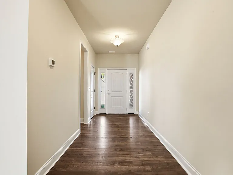52 Woodwater Cir — Photo 6