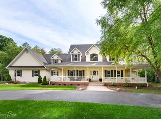 3202 Rogers Rd, Crystal Lake, IL 60012