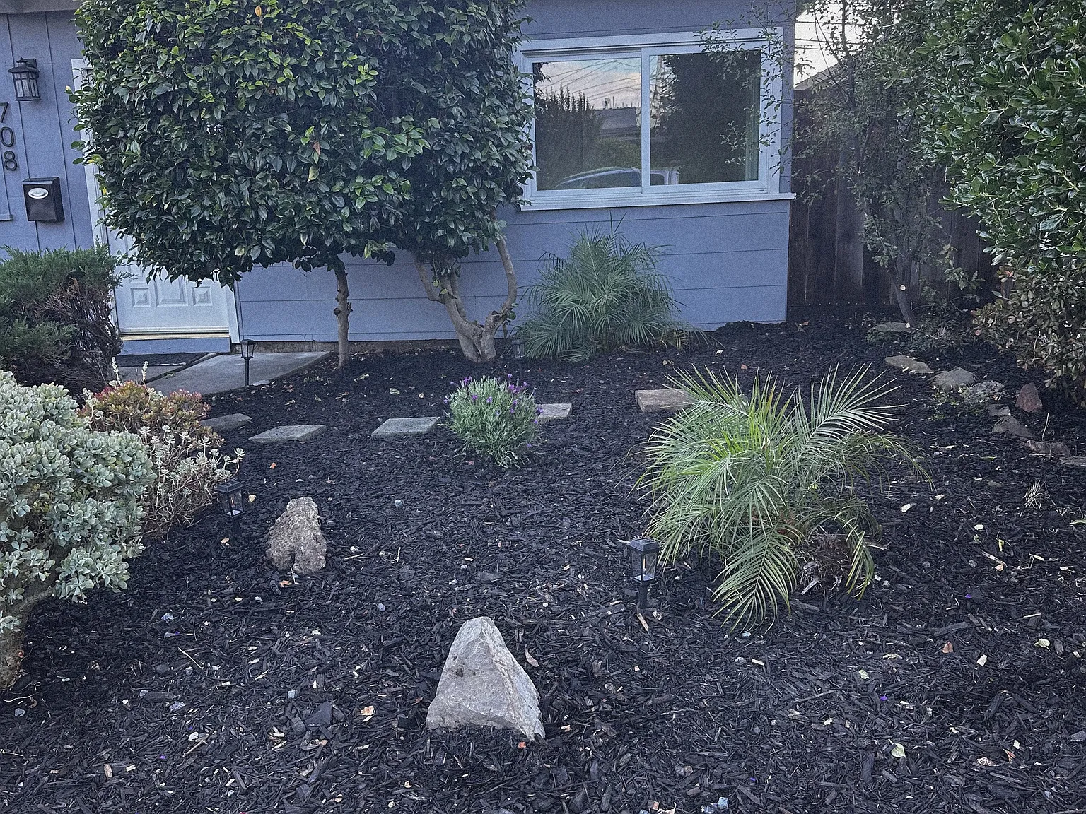 Howe St, San Mateo — Photo 2