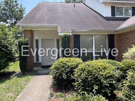 2nd image of 206 Swing Ct
