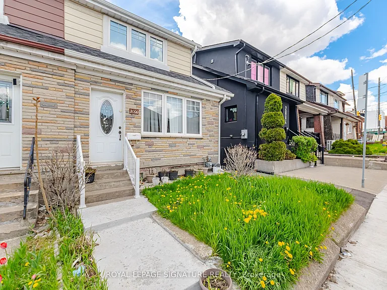 2000 Dufferin St #1 — Photo 4